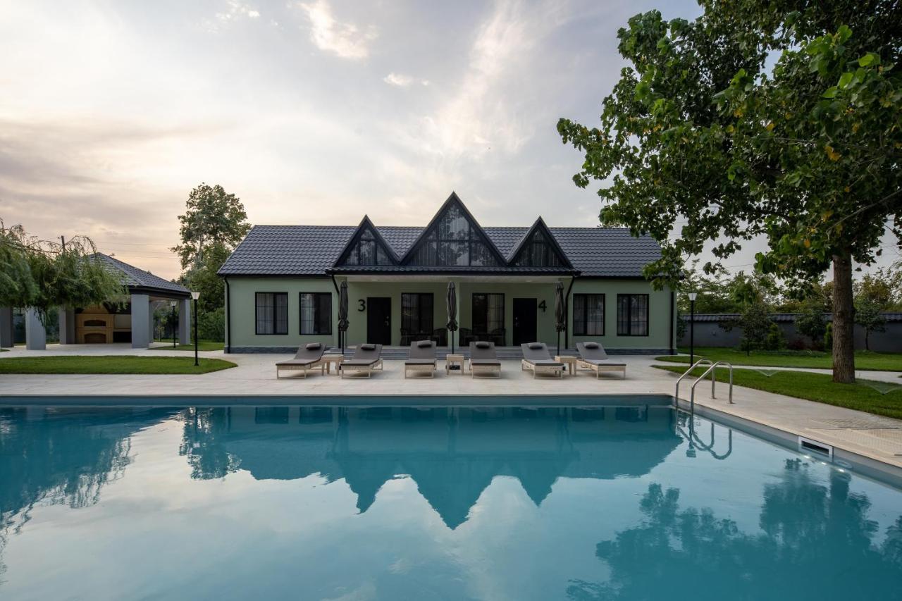 Lazy Seal Holiday Cottages Nabran Muqtedir Exteriör bild