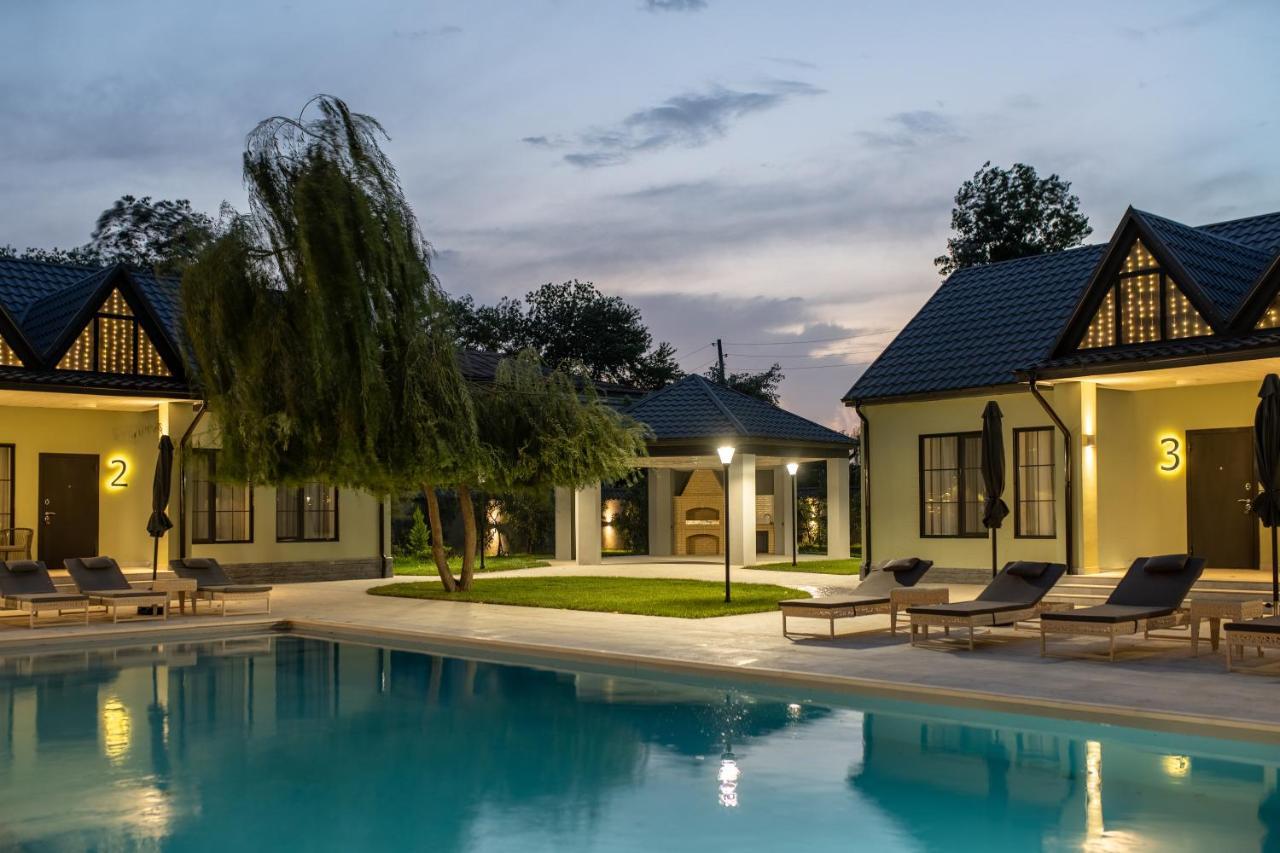 Lazy Seal Holiday Cottages Nabran Muqtedir Exteriör bild